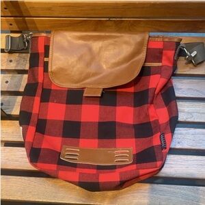 Crossbody or Shoulder bag - Like NEW